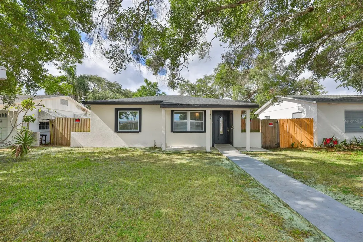 2450 40th Avenue N, Saint Petersburg, FL 33714 - #1