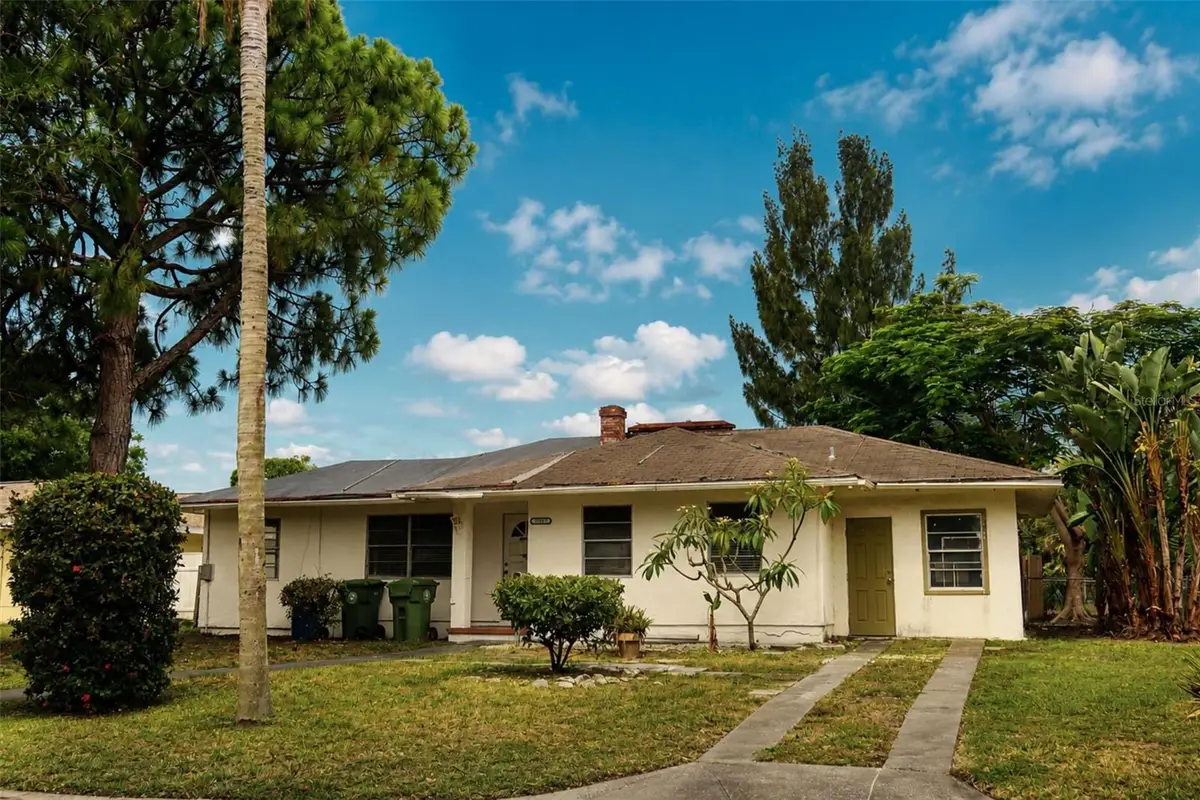 1302 28th Street W, Bradenton, FL 34205 - #1