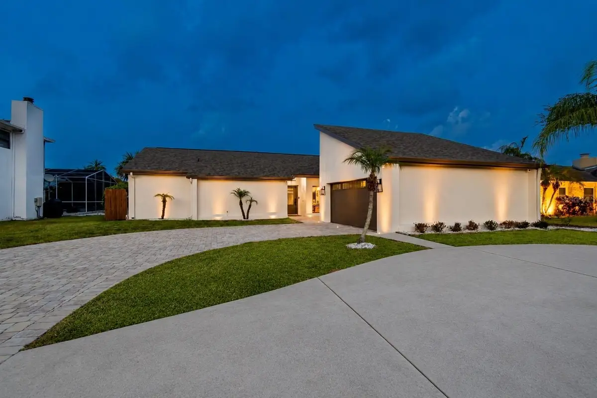 5821 Schooner Way, Tampa, FL 33615 - #1