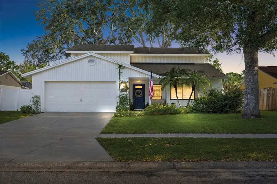 4814 Fox Hunt Dr, Tampa, FL 33624 - #3