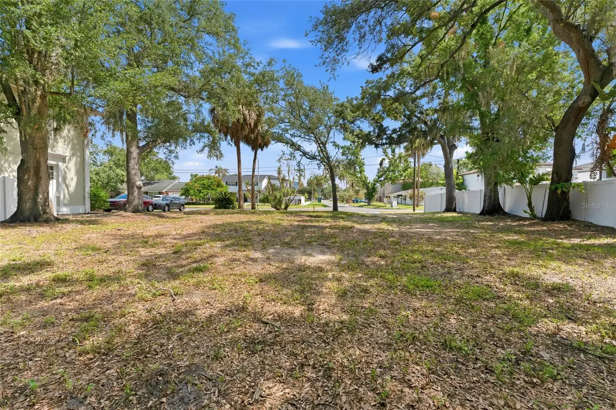 5010 W Azeele Street, Tampa, FL 33609 - #1