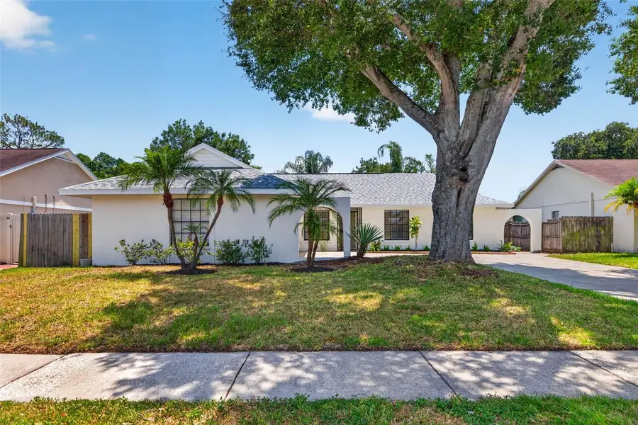 5106 Pennsbury Drive, Tampa, FL 33624 - #2