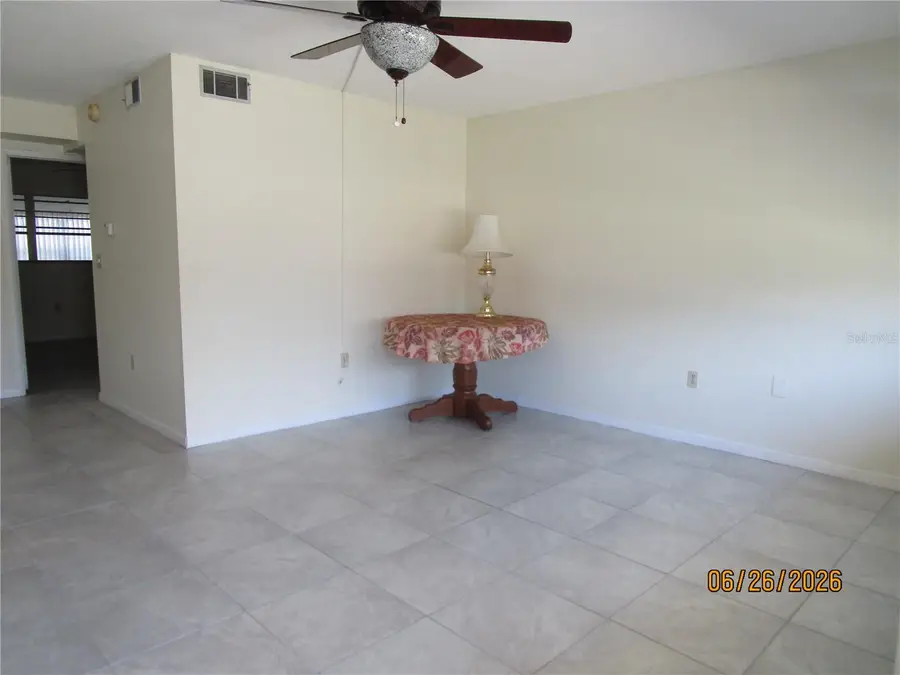 1950 58th Avenue N #10, Saint Petersburg, FL 33714 - #3