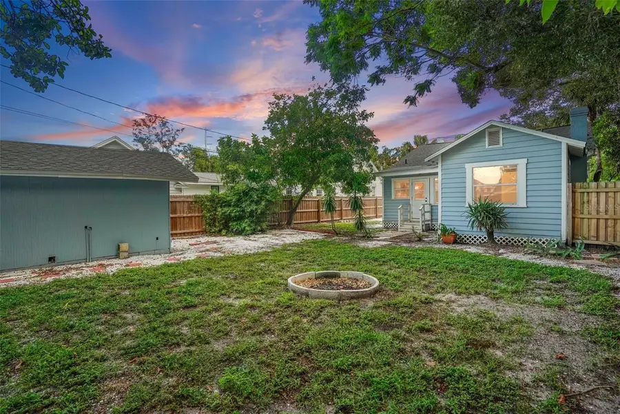 2111 Burlington Avenue N, Saint Petersburg, FL 33713 - #2