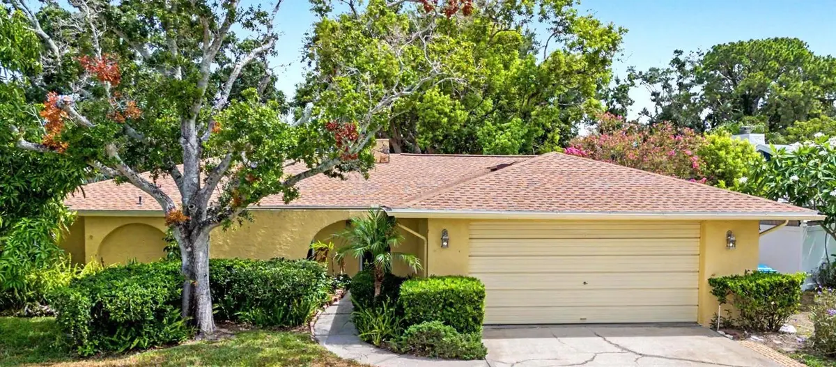 1100 Persimmon Drive, Palm Harbor, FL 34683 - #1