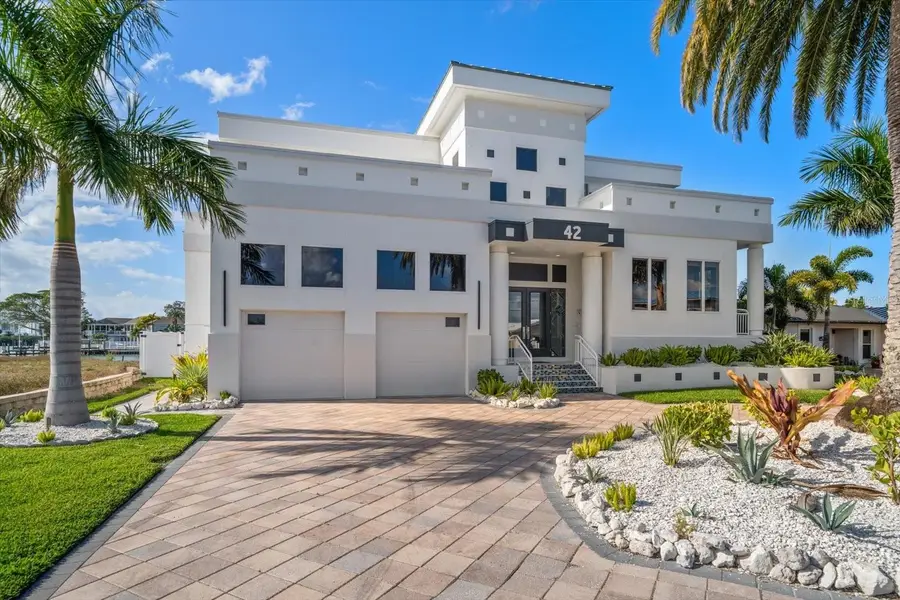 42 Midway Island, Clearwater Beach, FL 33767 - #2