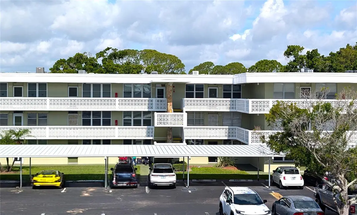 4890 Bay St Ne #324, Saint Petersburg, FL 33703 - #1
