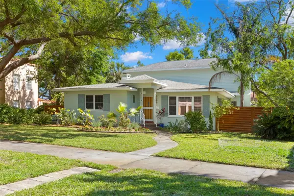 2217 Brevard Road Ne, ST PETERSBURG, FL 33704