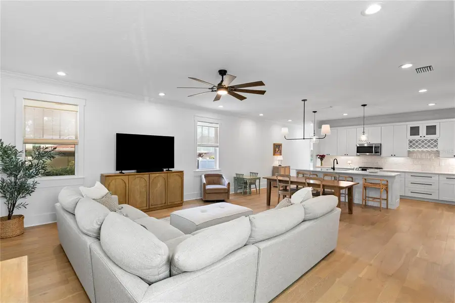 213 W Elm Street, Tampa, FL 33604 - #2