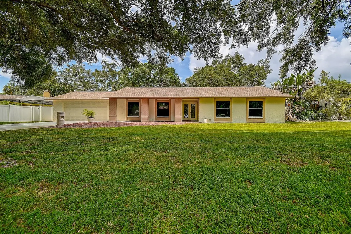 9404 W Hamilton Avenue, Tampa, FL 33615 - #1