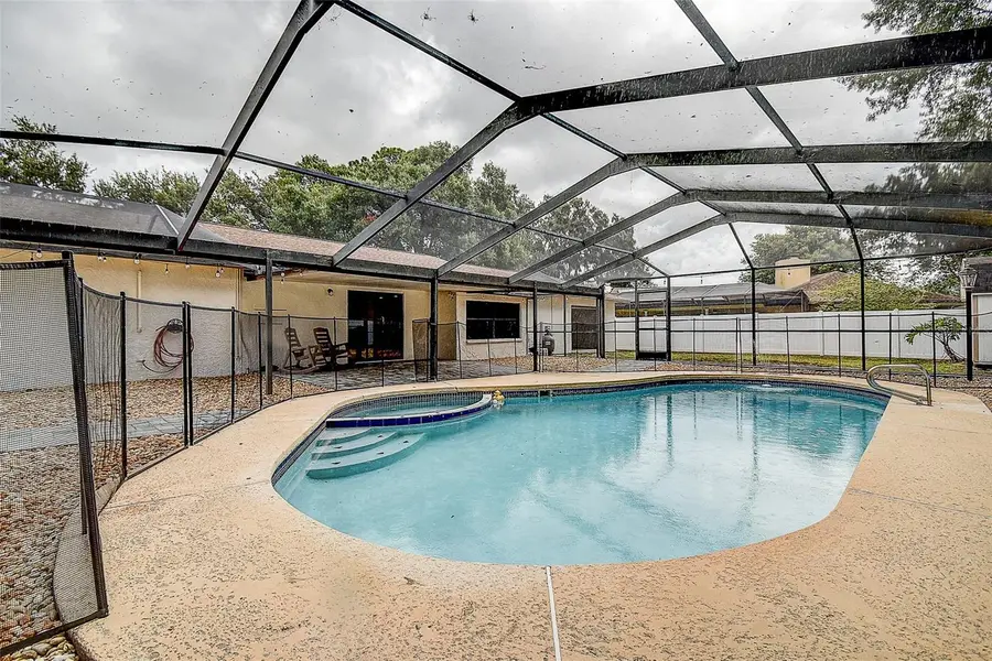 9404 W Hamilton Avenue, Tampa, FL 33615 - #3