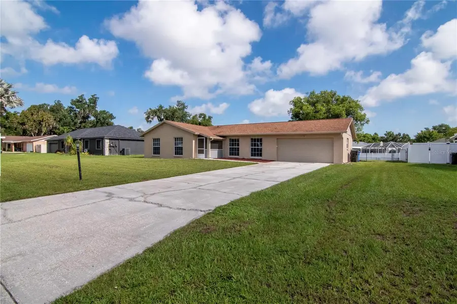1208 Lady Guinevere Drive, Valrico, FL 33594 - #2