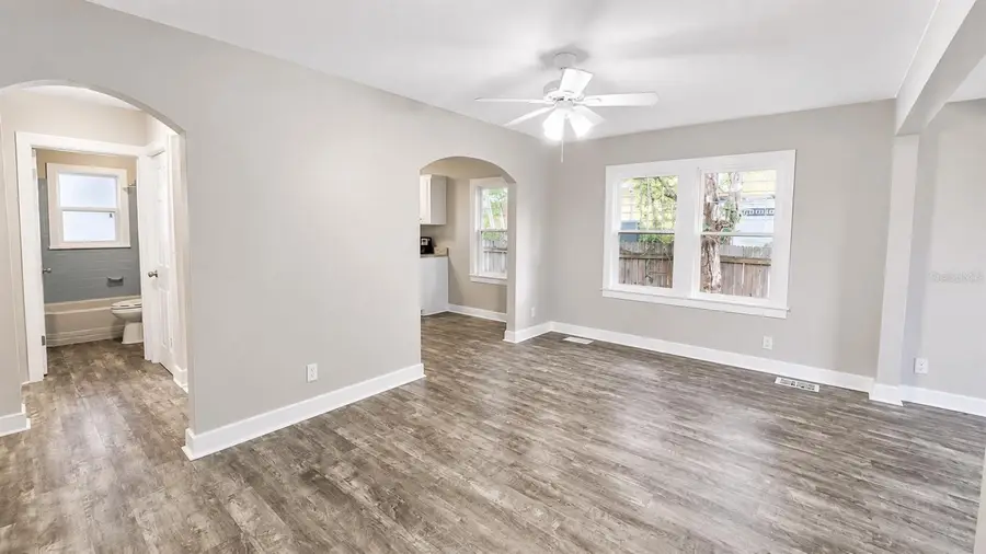 657 15th Avenue S, Saint Petersburg, FL 33701 - #3