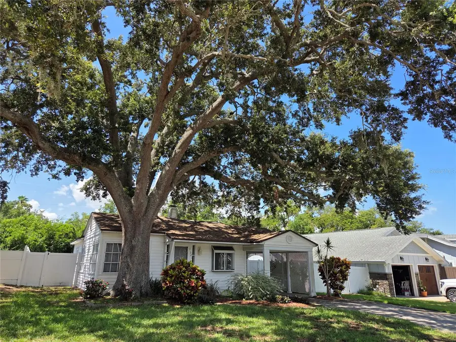 321 Wildwood Way, Clearwater, FL 33756 - #3