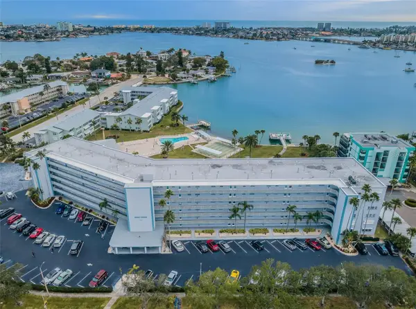 1868 Shore Drive S #102, SOUTH PASADENA, FL 33707