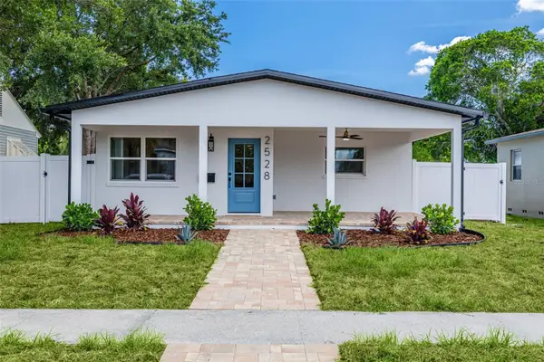 2528 4th Avenue S, ST PETERSBURG, FL 33712