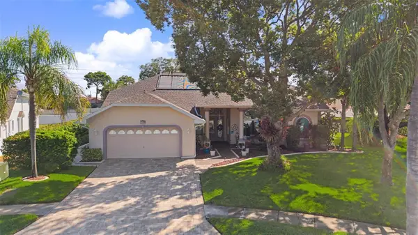 8835 Helmsly Lane, HUDSON, FL 34667