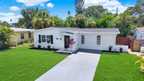 4200 Huntington Street Ne, ST PETERSBURG, FL 33703