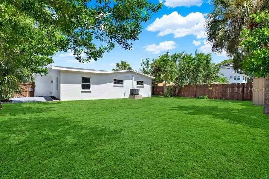 4200 Huntington Street Ne, Saint Petersburg, FL 33703 - #3