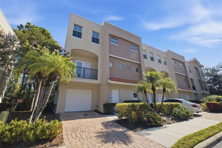 521 101st Avenue N, Saint Petersburg, FL 33702 - #3