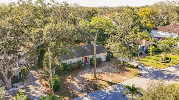 3120 W Coachman Avenue, TAMPA, FL 33611