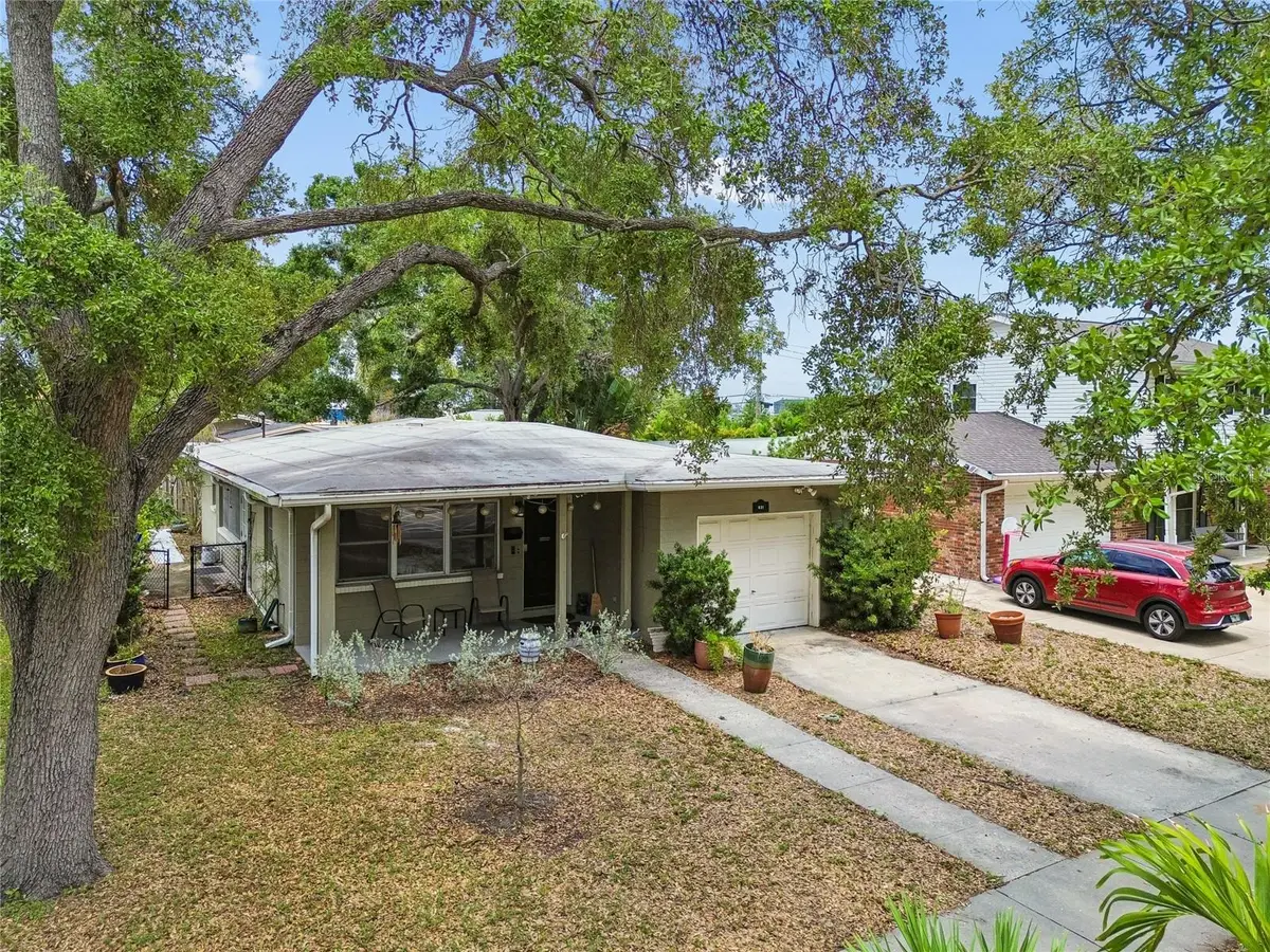 621 E Davis Boulevard, Tampa, FL 33606 - #1