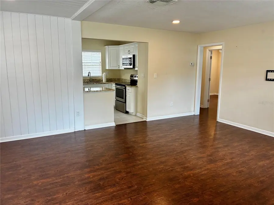 810 52nd Avenue N, Saint Petersburg, FL 33703 - #3
