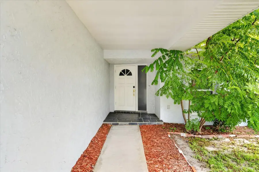 2964 Meadow Oak Drive S, Clearwater, FL 33761 - #2