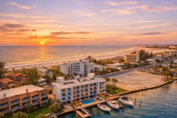 10091 Gulf Boulevard #203E, TREASURE ISLAND, FL 33706