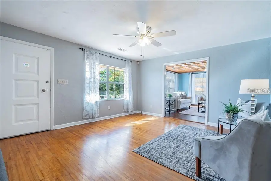 5418 Riverhills Drive, Temple Terrace, FL 33617 - #3