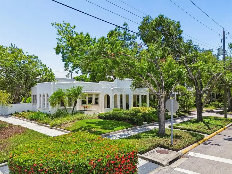 800 S Packwood Avenue, Tampa, FL 33606 - #2
