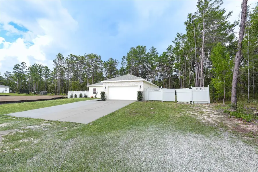 11372 W Sandpiper Avenue, Weeki Wachee, FL 34614 - #3
