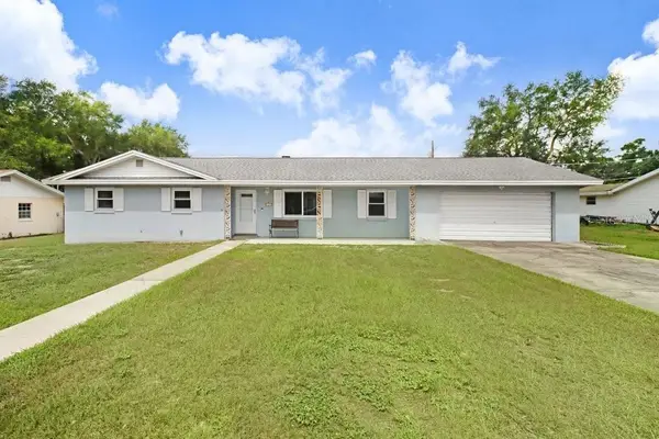 1203 Lynn Avenue, AUBURNDALE, FL 33823