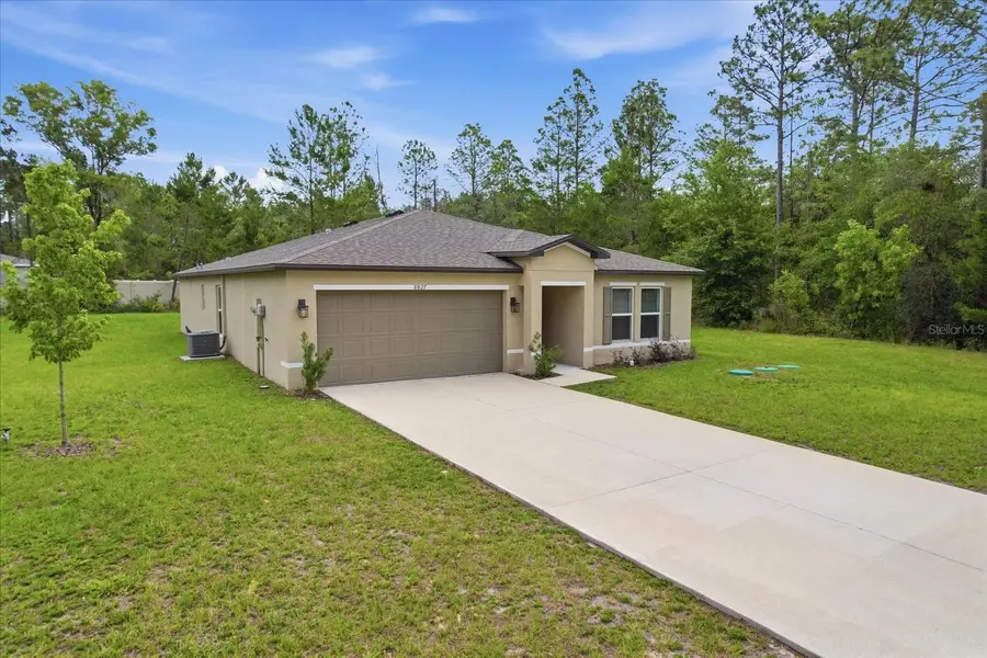 8827 N Vienna Drive, Dunnellon, FL 34433 - #2