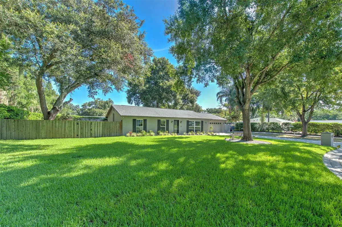 1712 Sakura Drive, Valrico, FL 33596 - #1
