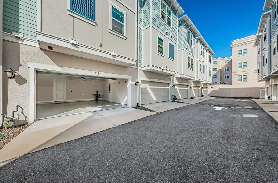 815 Burlington Avenue N, Saint Petersburg, FL 33701 - #2