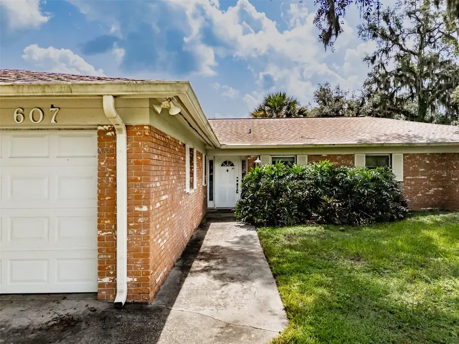 607 Telfair Road, Brandon, FL 33510 - #2