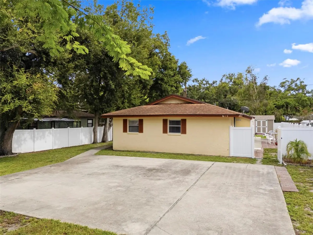 615 2nd Avenue Ne, Largo, FL 33770 - #1