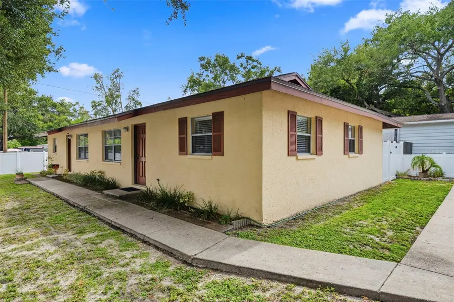 615 2nd Avenue Ne, Largo, FL 33770 - #3