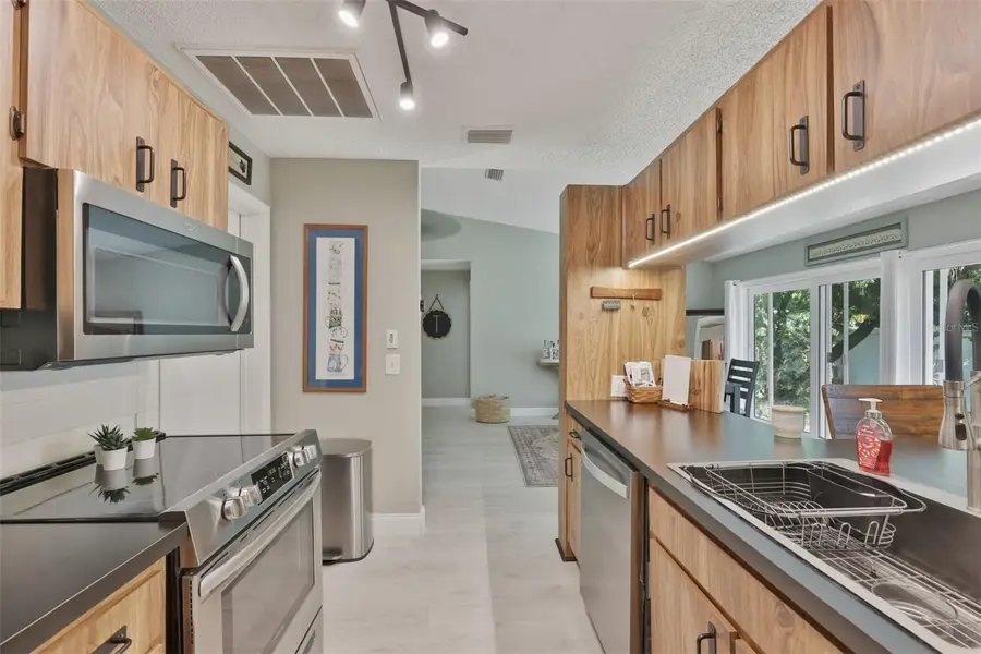 2186 Marshall Drive #2186, Dunedin, FL 34698 - #2