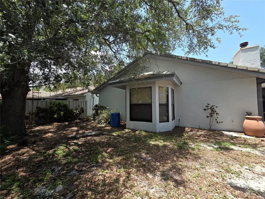596 Quintana Place Ne, Saint Petersburg, FL 33703 - #2