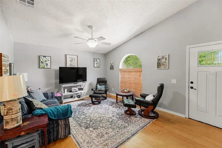 1934 29th Avenue N, Saint Petersburg, FL 33713 - #2