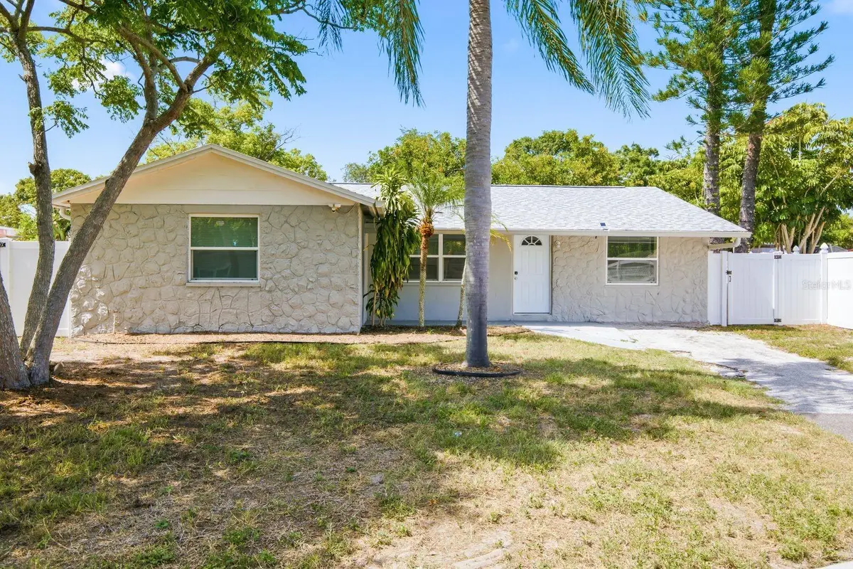1119 17th Avenue Sw, Largo, FL 33778 - #1
