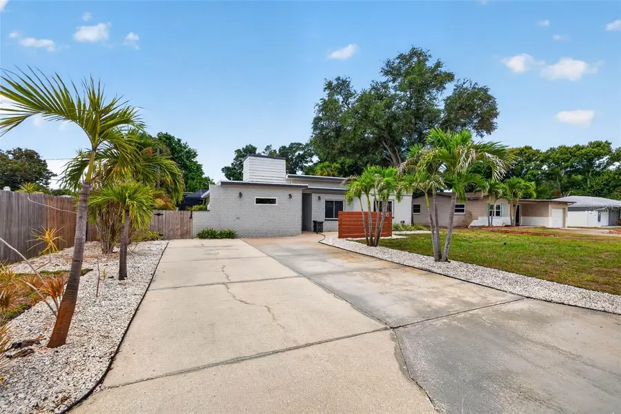 5810 20th Avenue S, Saint Petersburg, FL 33707 - #3