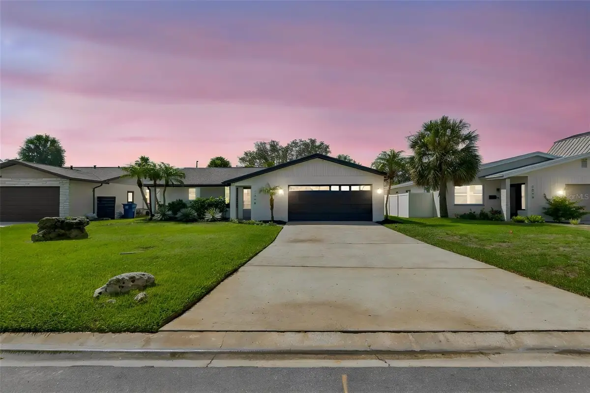 2058 Bayou Grande Boulevard Ne, Saint Petersburg, FL 33703 - #1