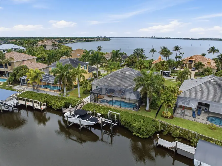 621 Regatta Way, Bradenton, FL 34208 - #3