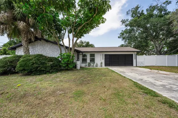 4350 45th Street N, ST PETERSBURG, FL 33714