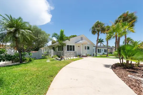 150 42nd Avenue, ST PETE BEACH, FL 33706