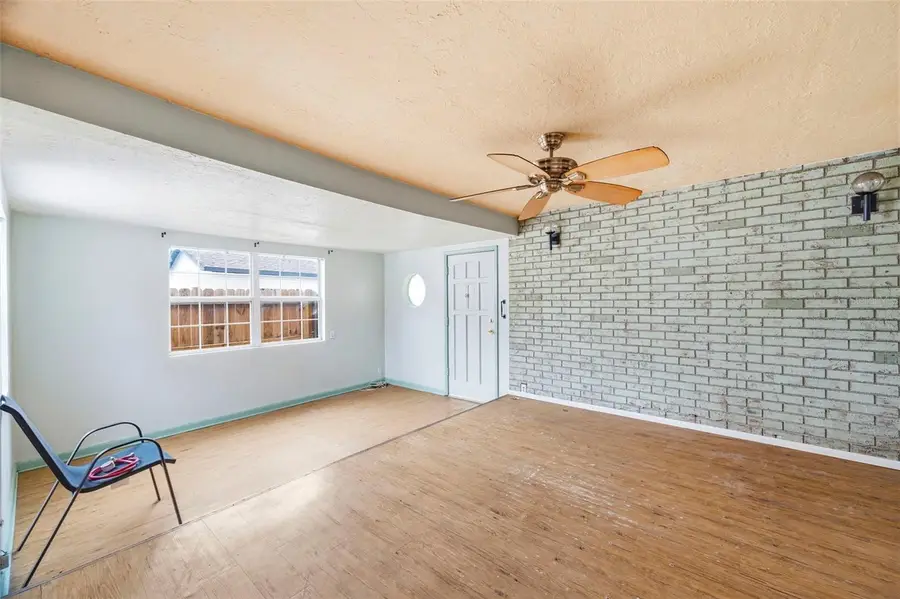 927 Yale Street N, Saint Petersburg, FL 33713 - #3