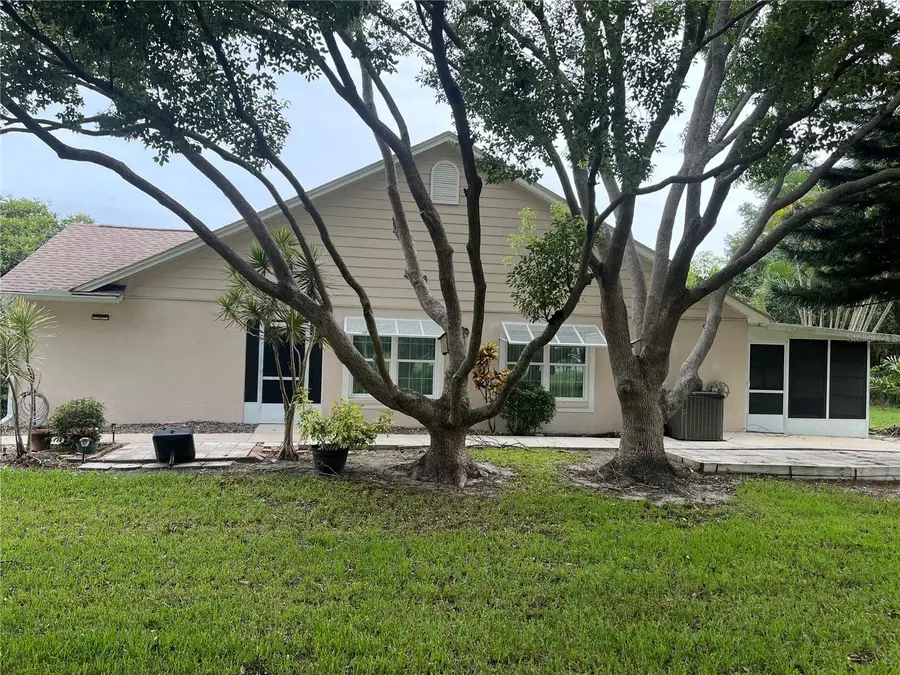 2387 Bentley Drive, Palm Harbor, FL 34684 - #2